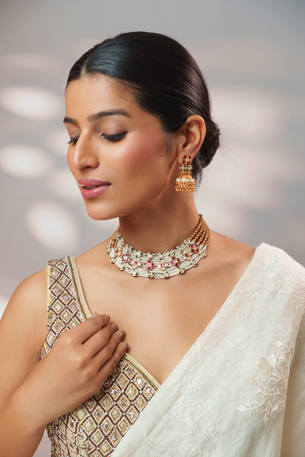 Aahana Kundan Necklace Set