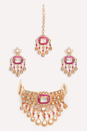 Ihita Red Kundan Choker Set