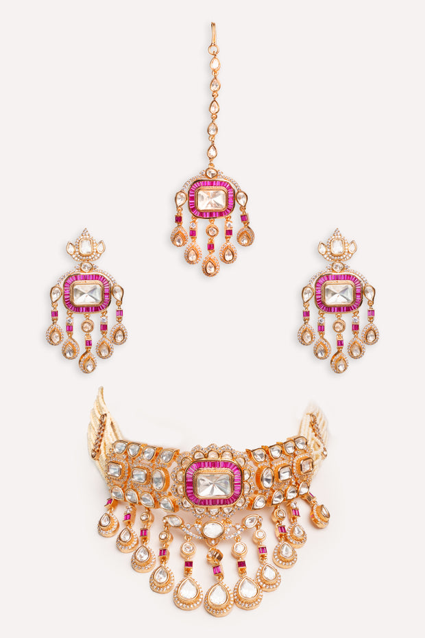 Ihita Red Kundan Choker Set