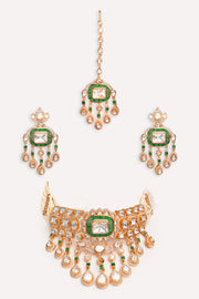 Ihita Green Kundan Choker Set