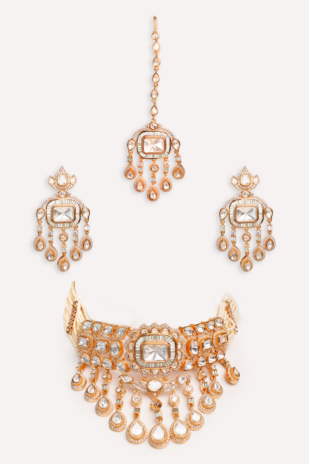 Ihita Kundan Choker Set