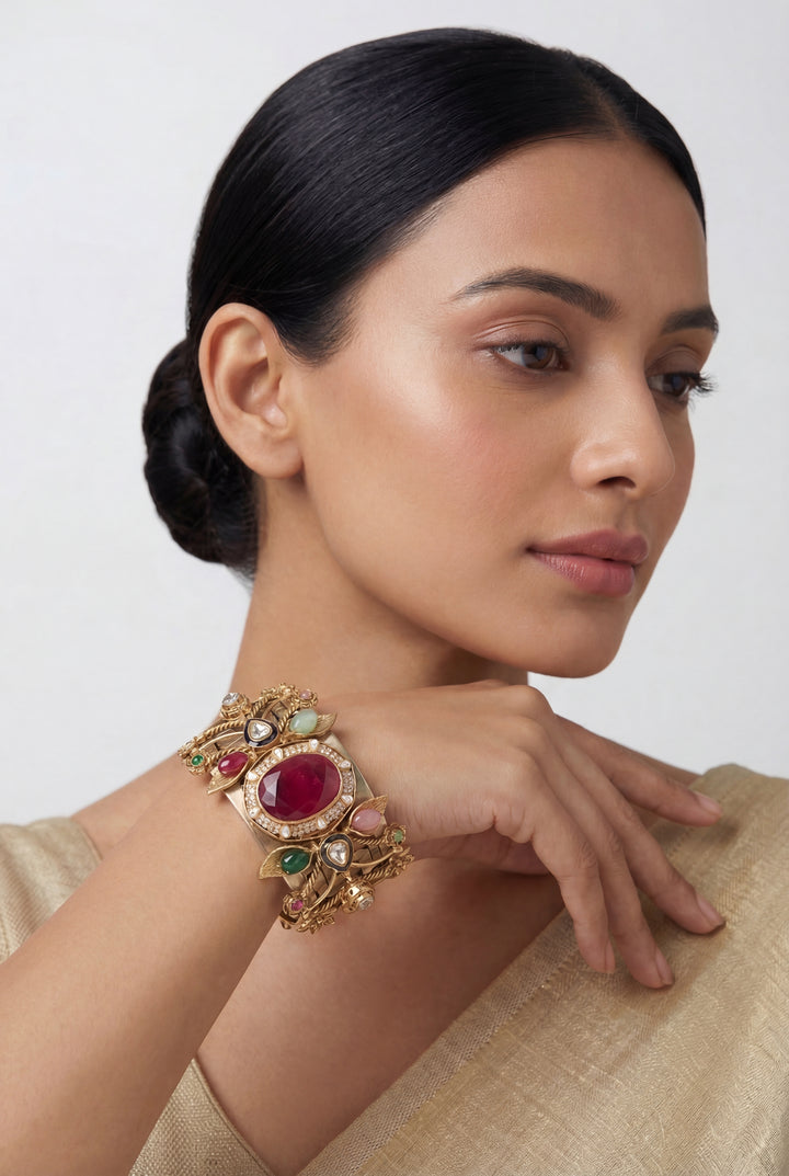 Avanti Red Metal Kundan Bracelet