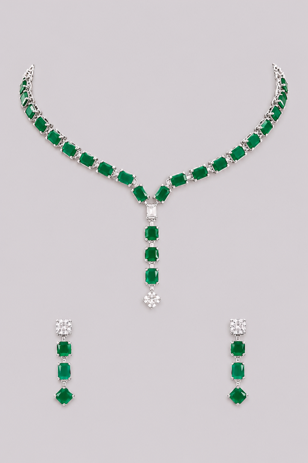 Kaashvi Emerald Diamond Necklace Set - alternate view