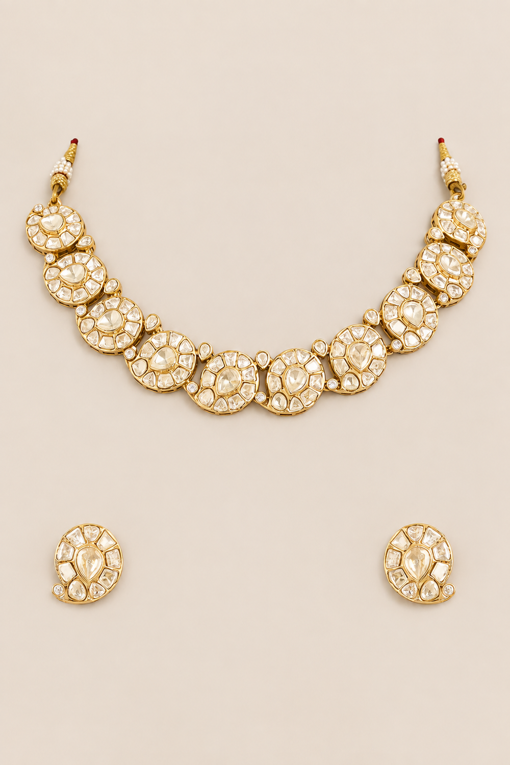 Gaurangi Kundan Necklace Set - alternate view