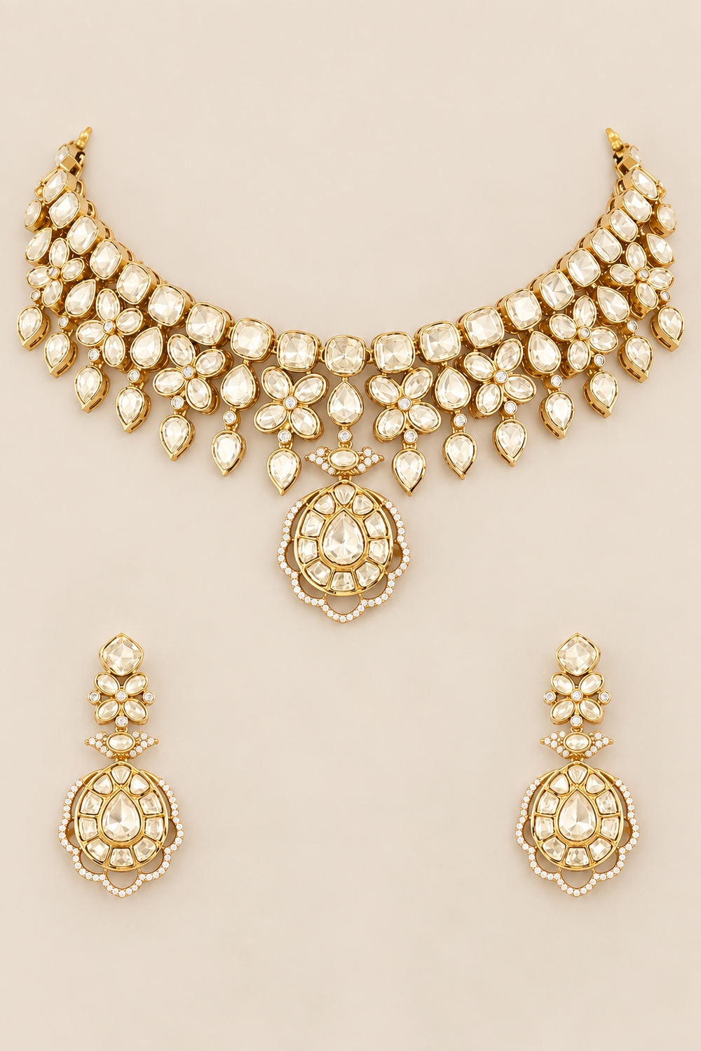 Aditi Golden Kundan Necklace Set - alternate view