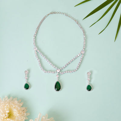 Jiyah Emerald Diamond Necklace Set zevarbygeeta