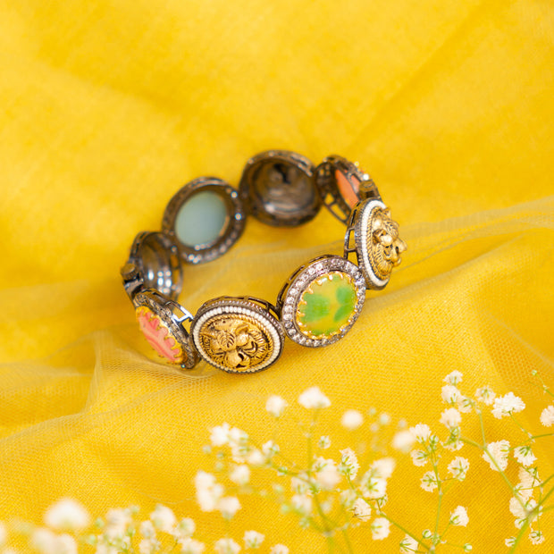Alice Victorian Kundan kada