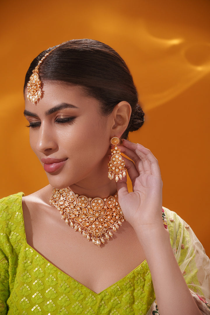 Ishvi Kundan Bridal Set