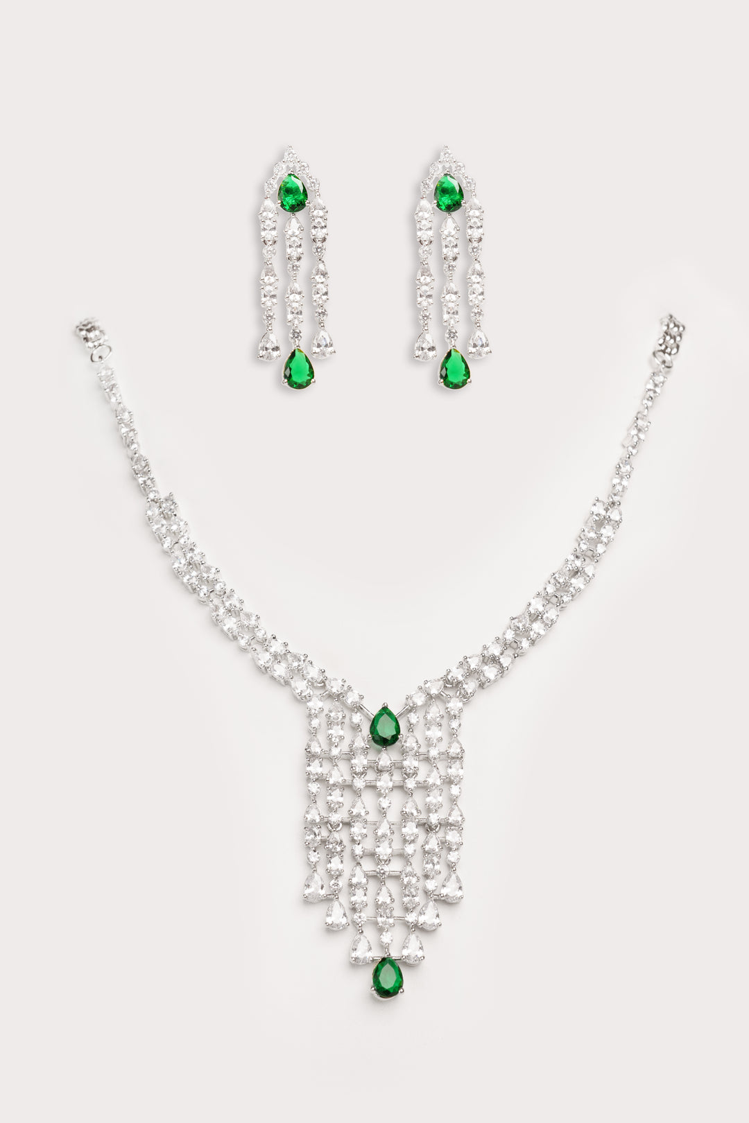 Amaya Emerald Diamond Necklace Set