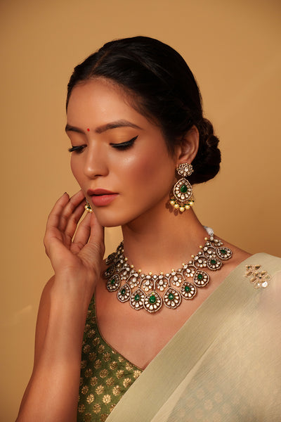 Lavani Kundan Set