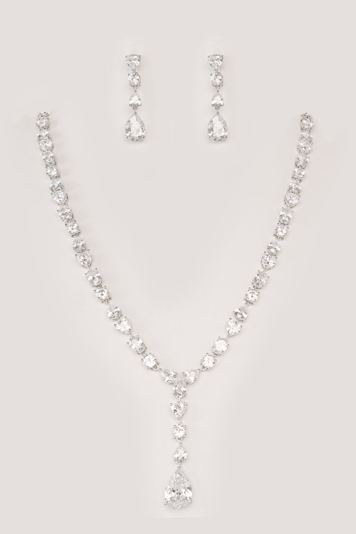 Jahnavi Diamond Necklace Set