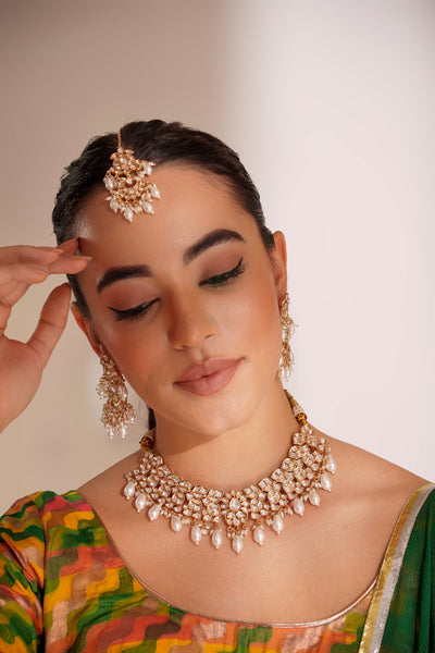 Yalina Kundan Necklace Set