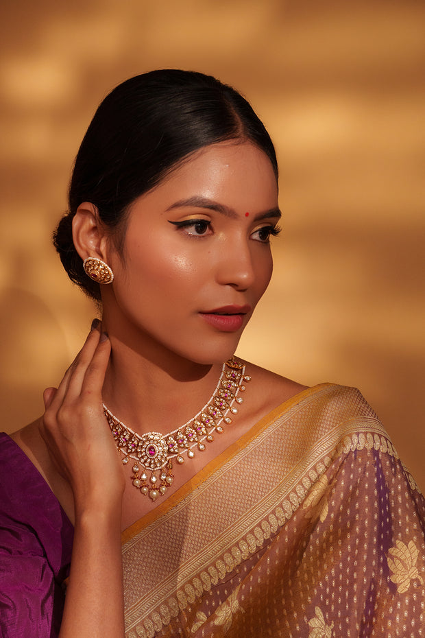 Dayita Kundan Necklace Set