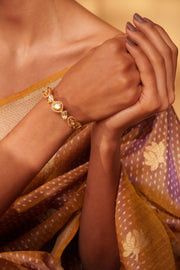 Hridyesha Moissanite Kada