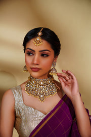 Hema Kundan Necklace Set