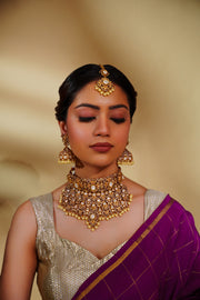 Hema Kundan Necklace Set
