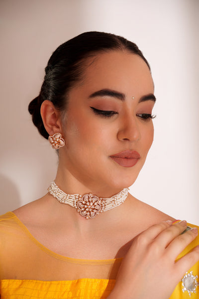 Riyana Kundan Choker Set