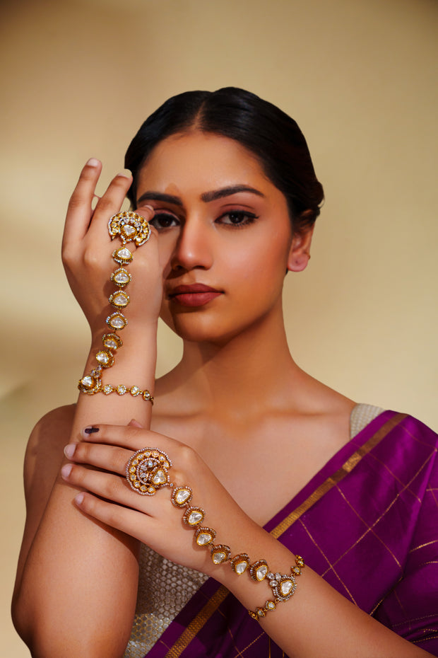 Gazal Kundan Haathphool