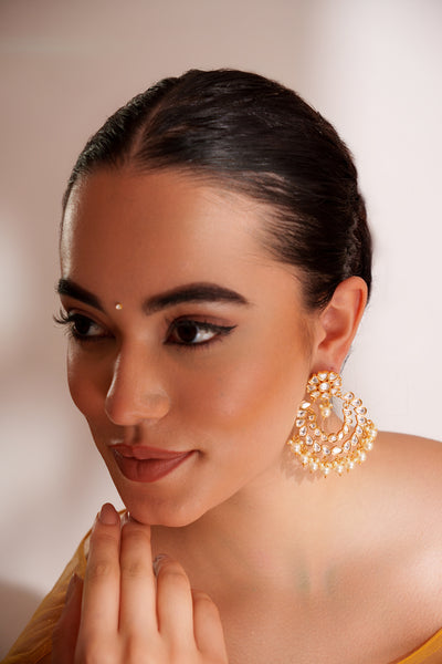 Chaaya Kundan Chandbalis