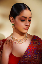 Zeenat Kundan Temple Set