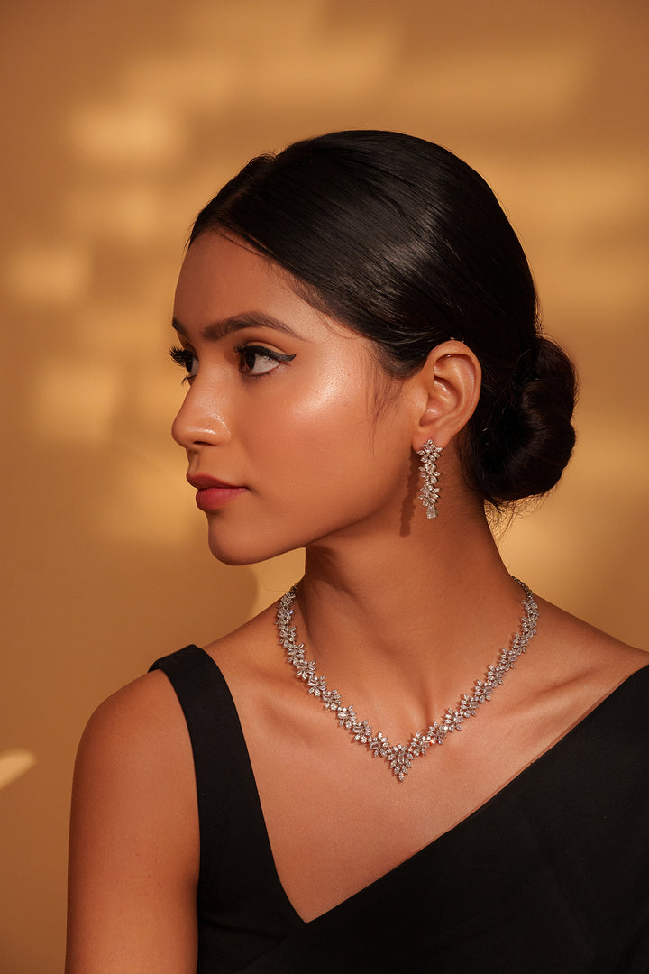 Aakshi Diamond Necklace Set