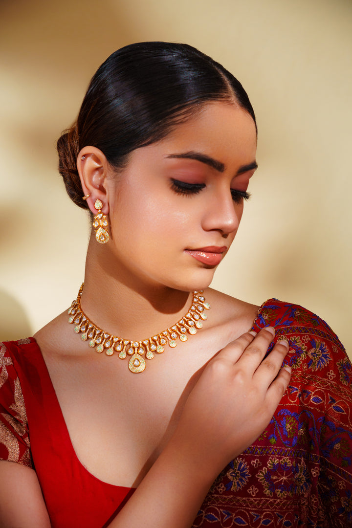 Adhira Kundan Necklace Set