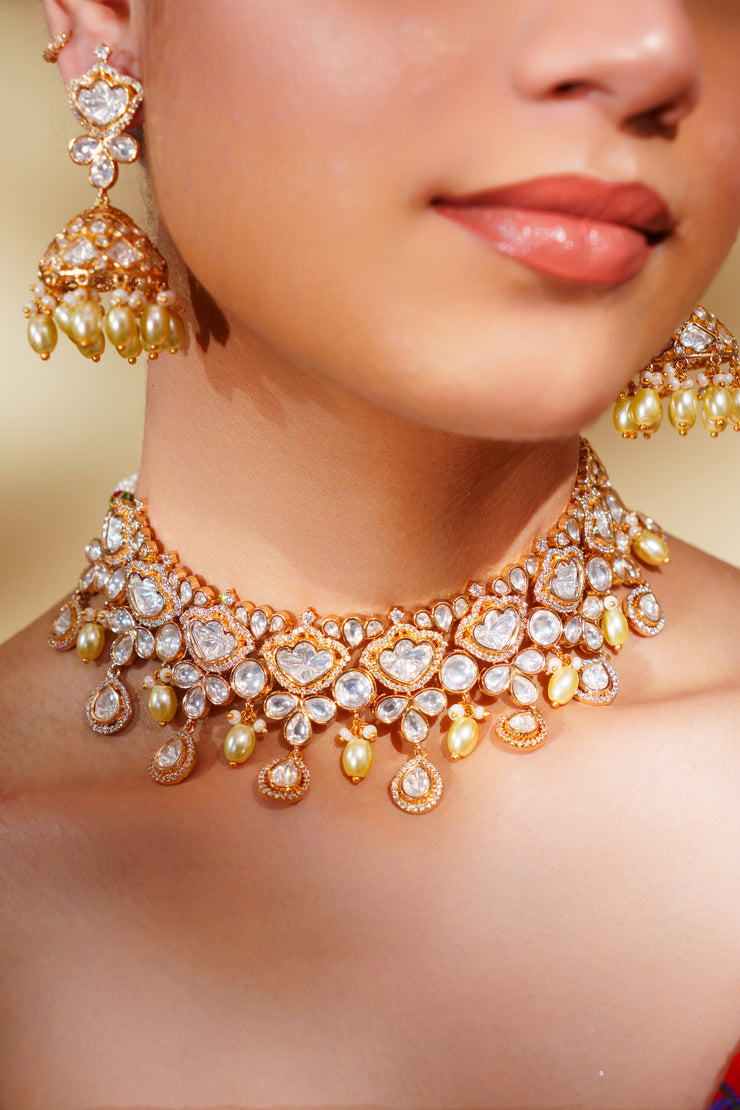 Aanaya Kundan Necklace Set