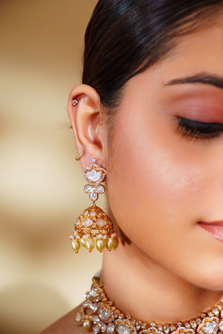Aanaya Kundan Necklace Set