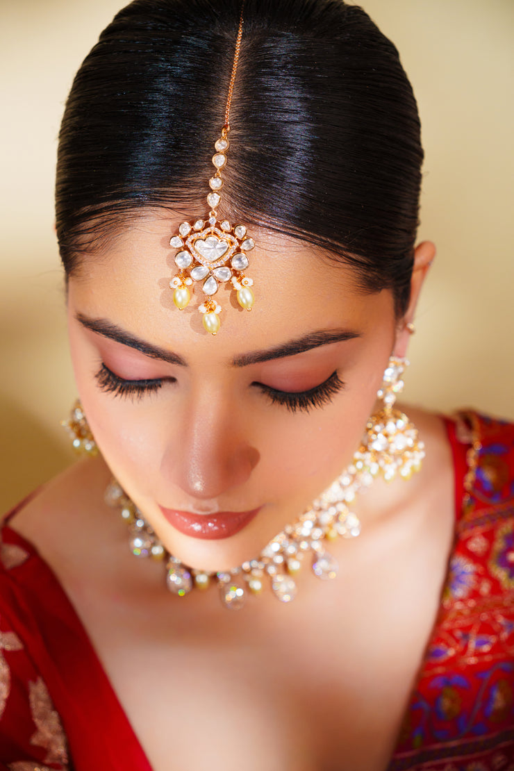 Aanaya Kundan Necklace Set