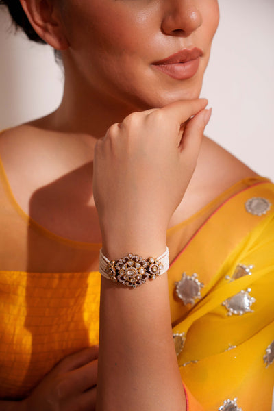 Irya Kundan Bracelet