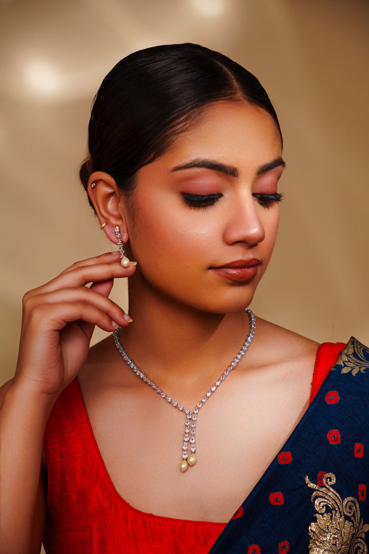 Naisha Diamond Necklace Set