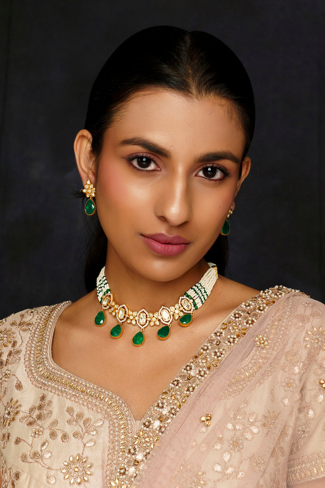 Kria Green Moissanite Choker