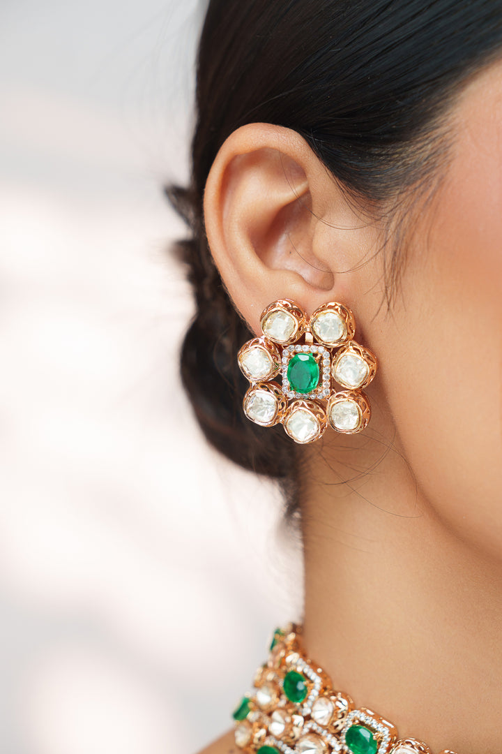 Chakshu Green Kundan Choker