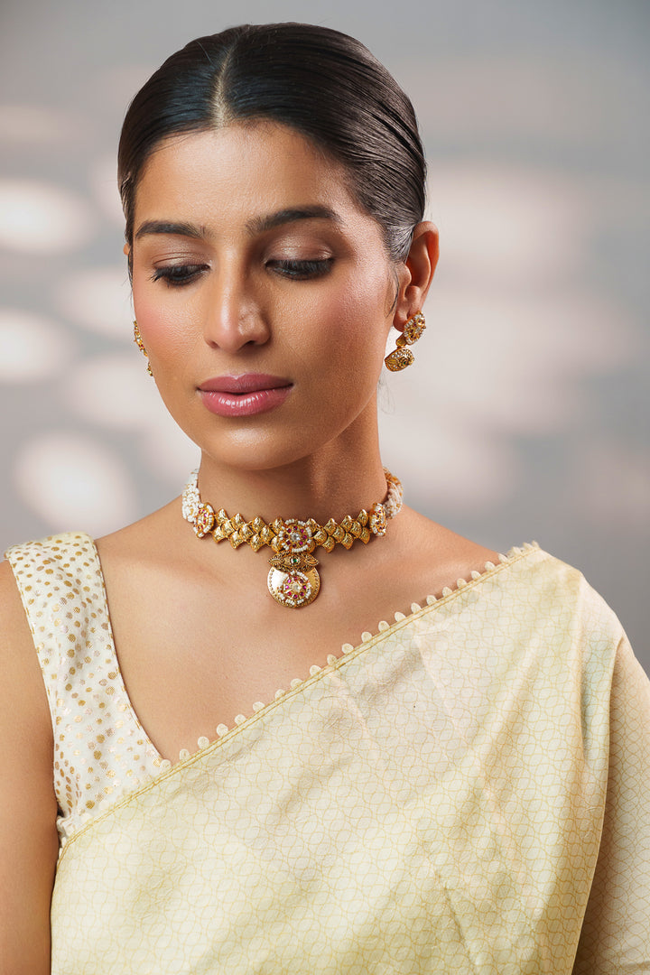 Avnika Temple Kundan Necklace Set