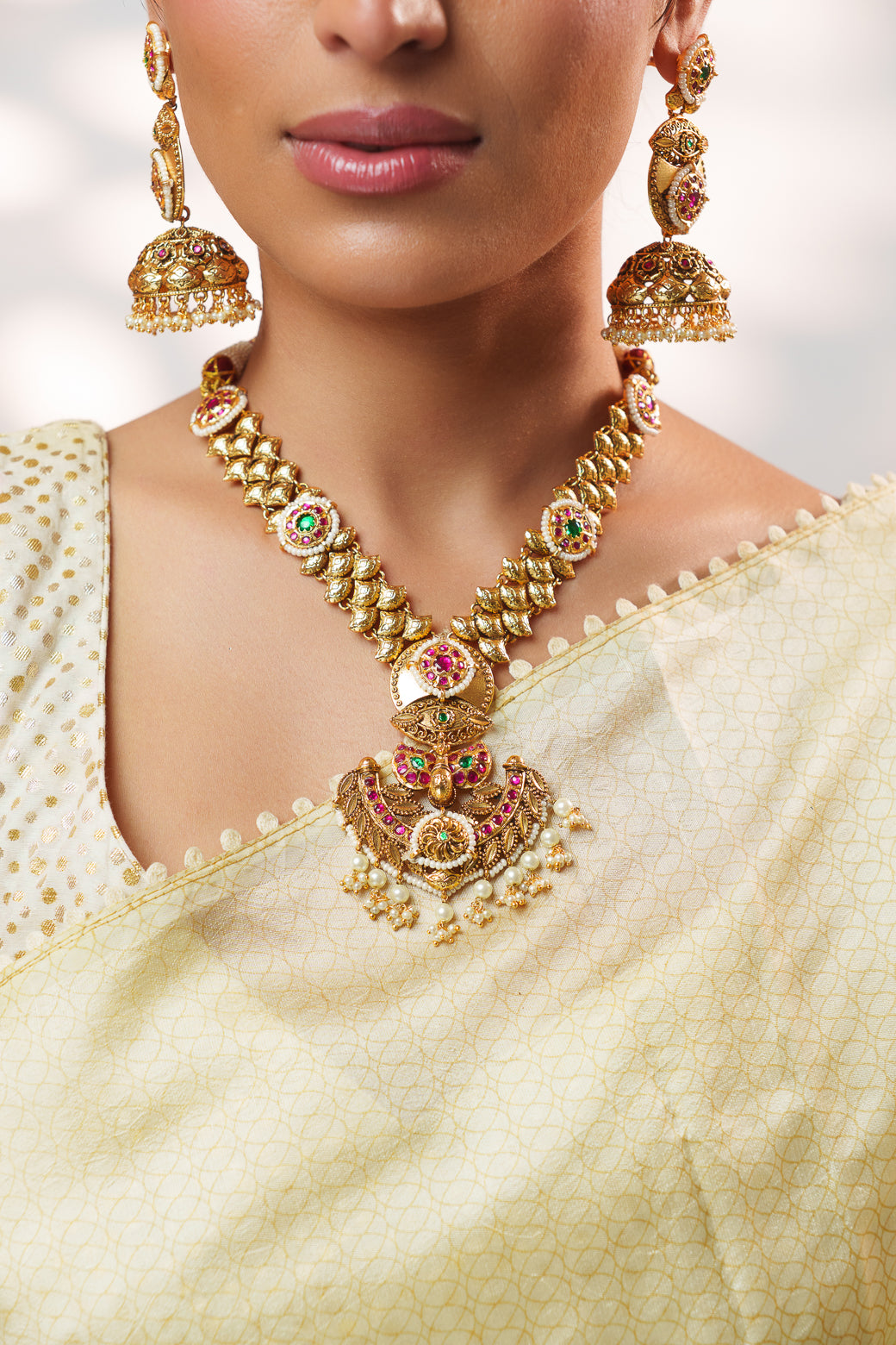 Avni Temple Kundan Necklace Set