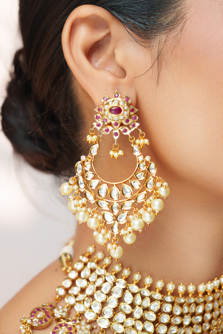 Anjuri Kundan Jadau Necklace Set