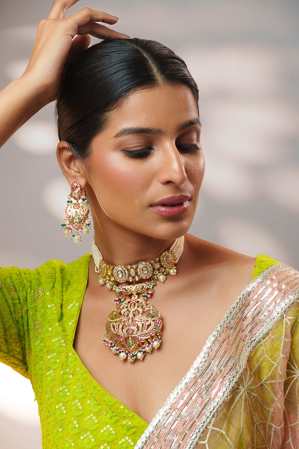 Anjuni Kundan Jadau Choker