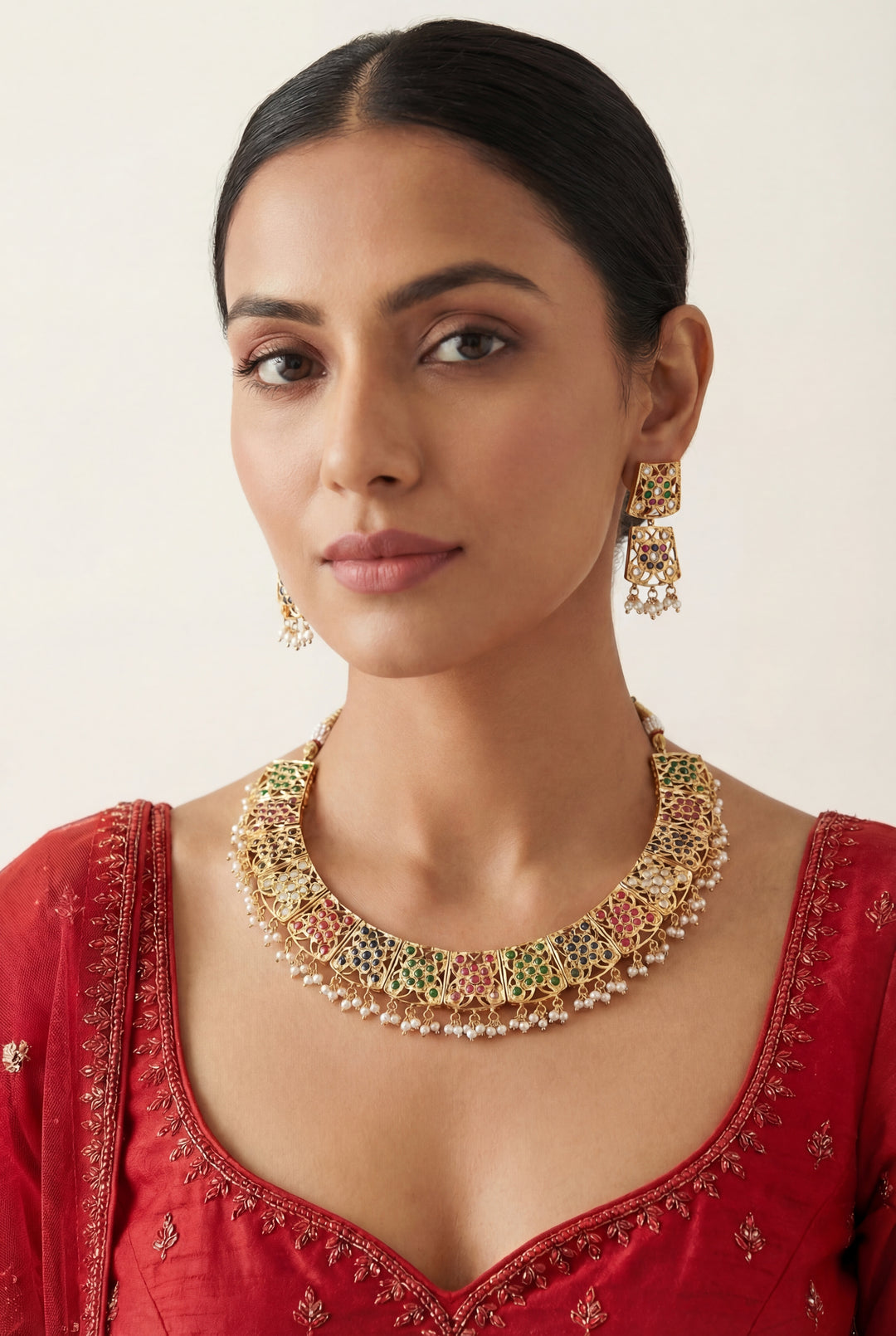 Pranisha Jadau Necklace Set