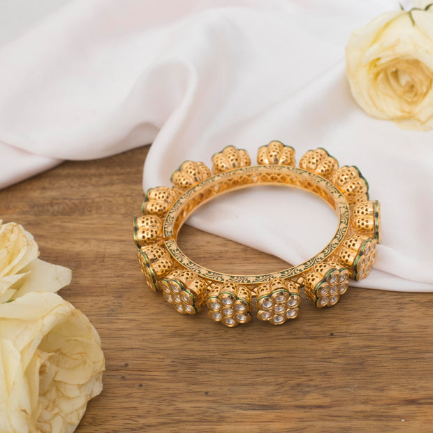 Kundan kada