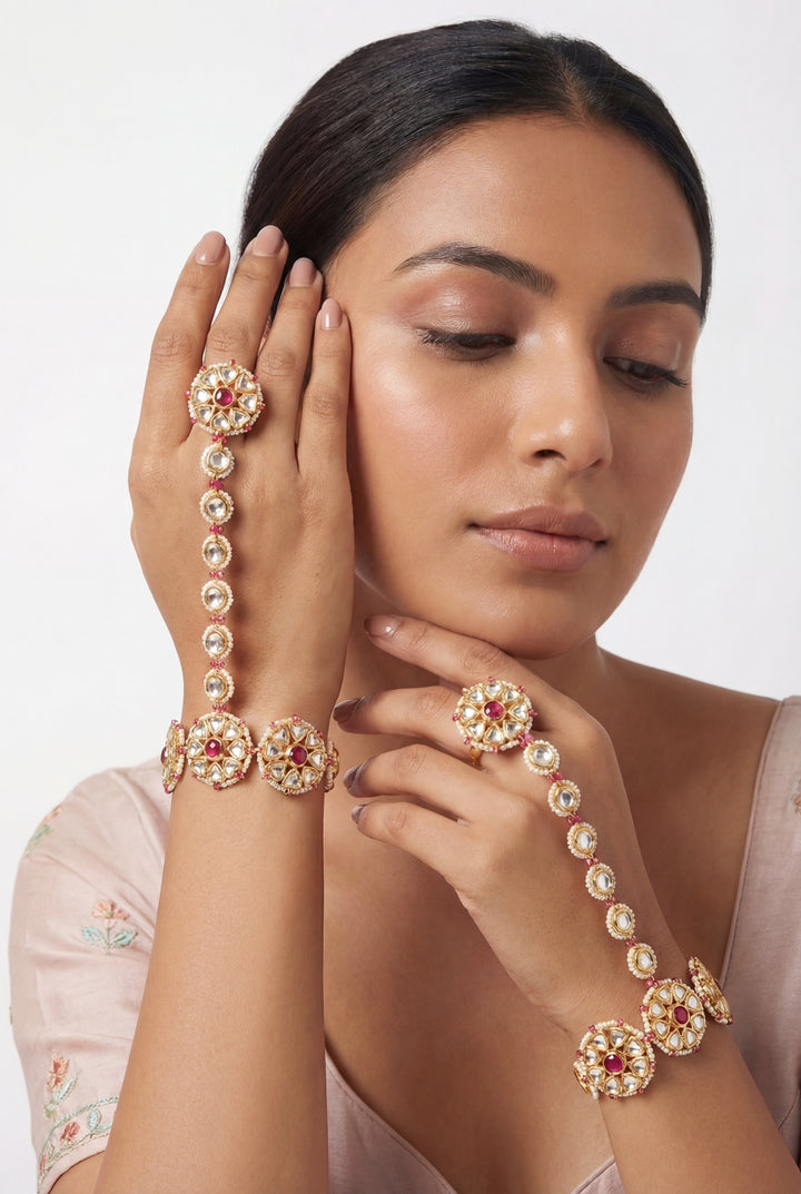 Sharira Red Kundan Hathphool