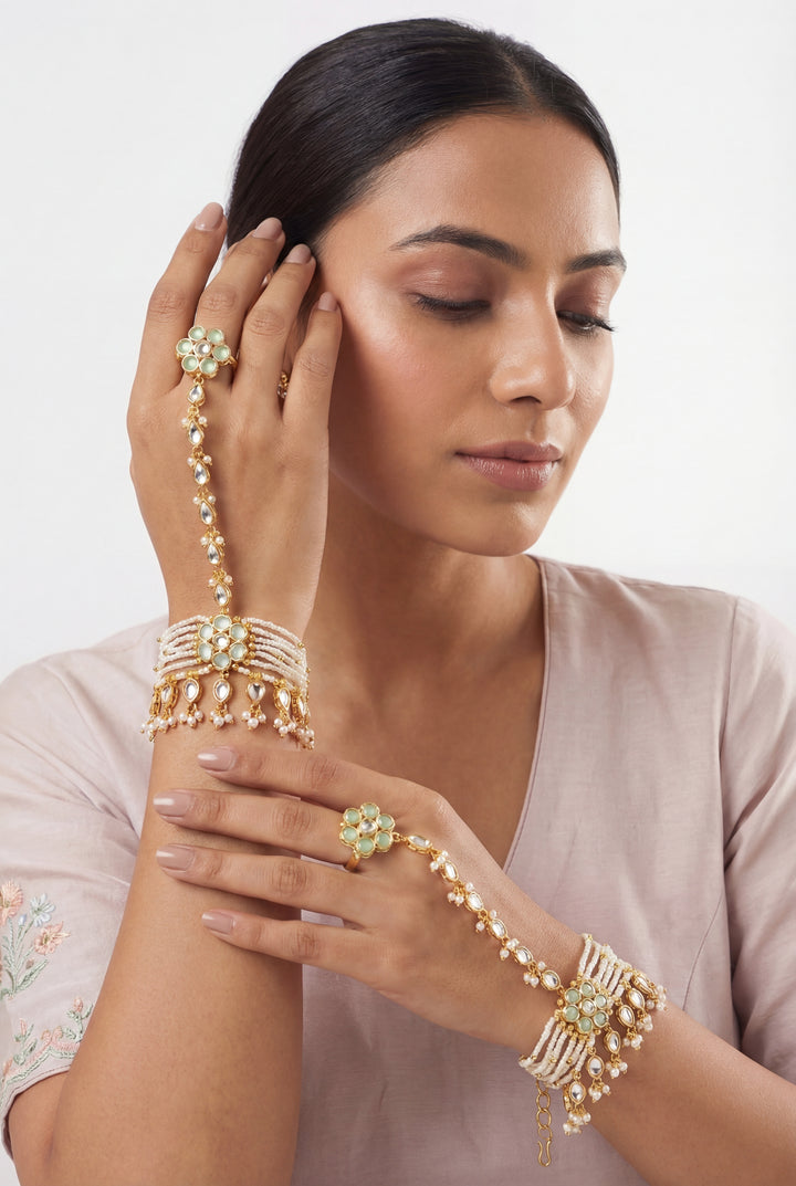 Vedhi Mint Green Kundan Hathphool