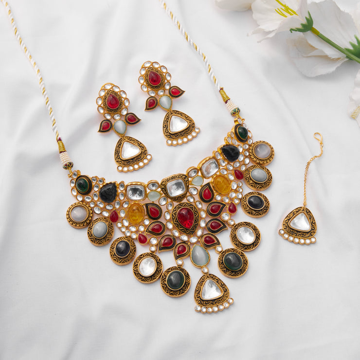 Kundan Choker Set