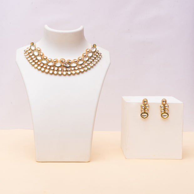 Kundan necklace Set zevarbygeeta