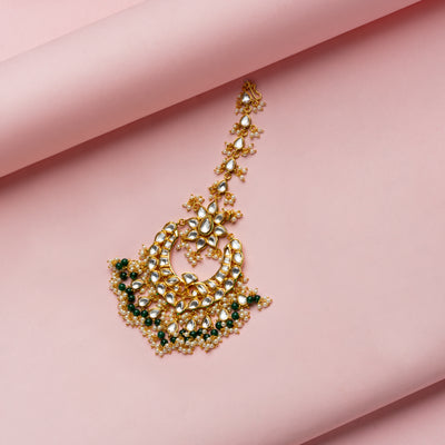 Kundan Maang tikka